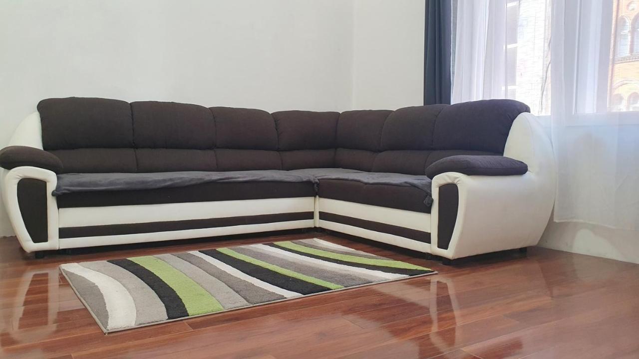 Panda Apartment *